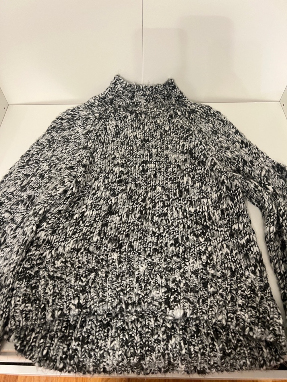 Abercrombie & Fitch Black and White Marled Turtleneck Sweater